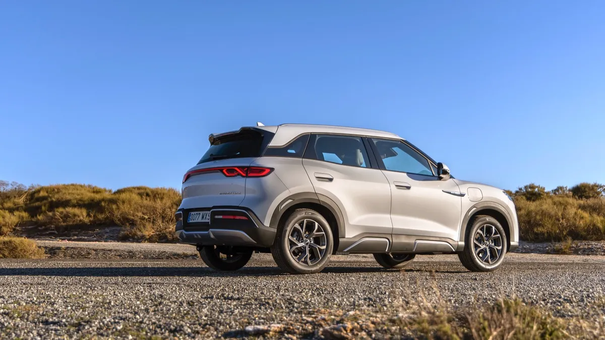 BYD BYD ATTO 2 64.8 kWh — photo 3