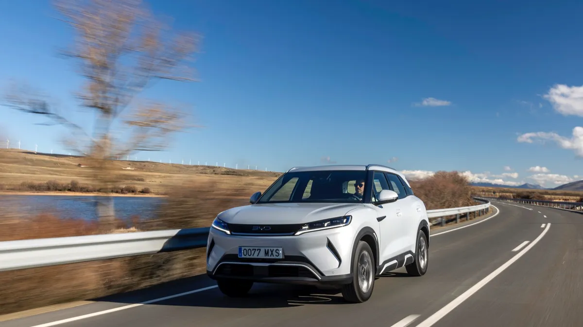 BYD BYD ATTO 2 64.8 kWh — photo 4