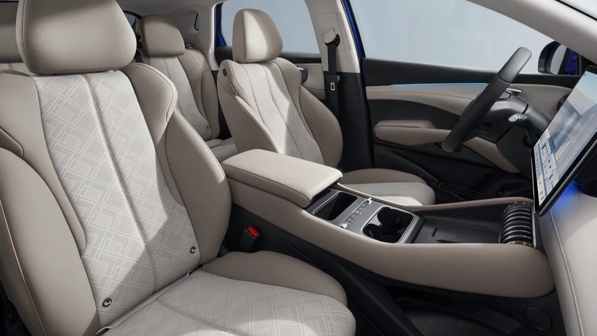 BYD BYD ATTO 3 Evo AWD Excellence — photo 5