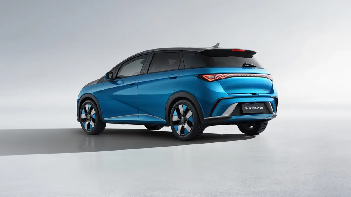 BYD BYD DOLPHIN 60.4 kWh — photo 2