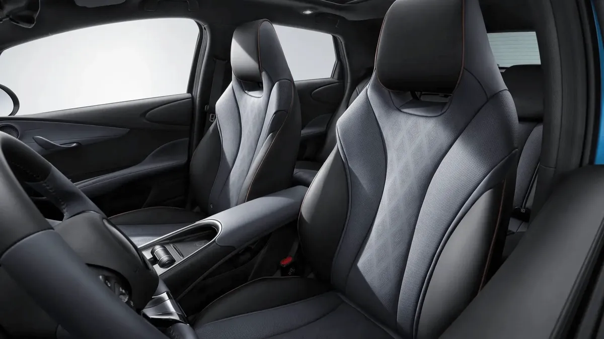 BYD BYD DOLPHIN 60.4 kWh — photo 8