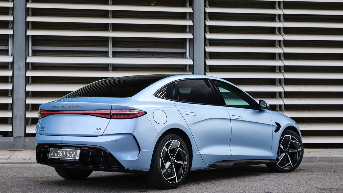 BYD BYD SEAL 61.4 kWh RWD Comfort — photo 5