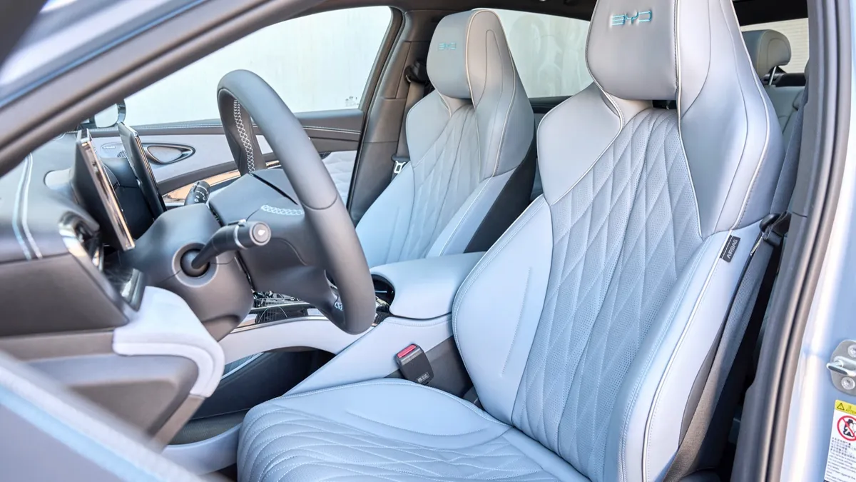 BYD BYD SEAL 82.5 kWh RWD Design — photo 21