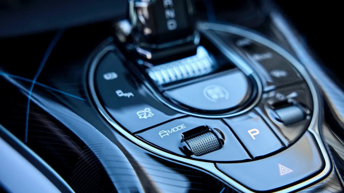 BYD BYD SEAL 82.5 kWh RWD Design — photo 33