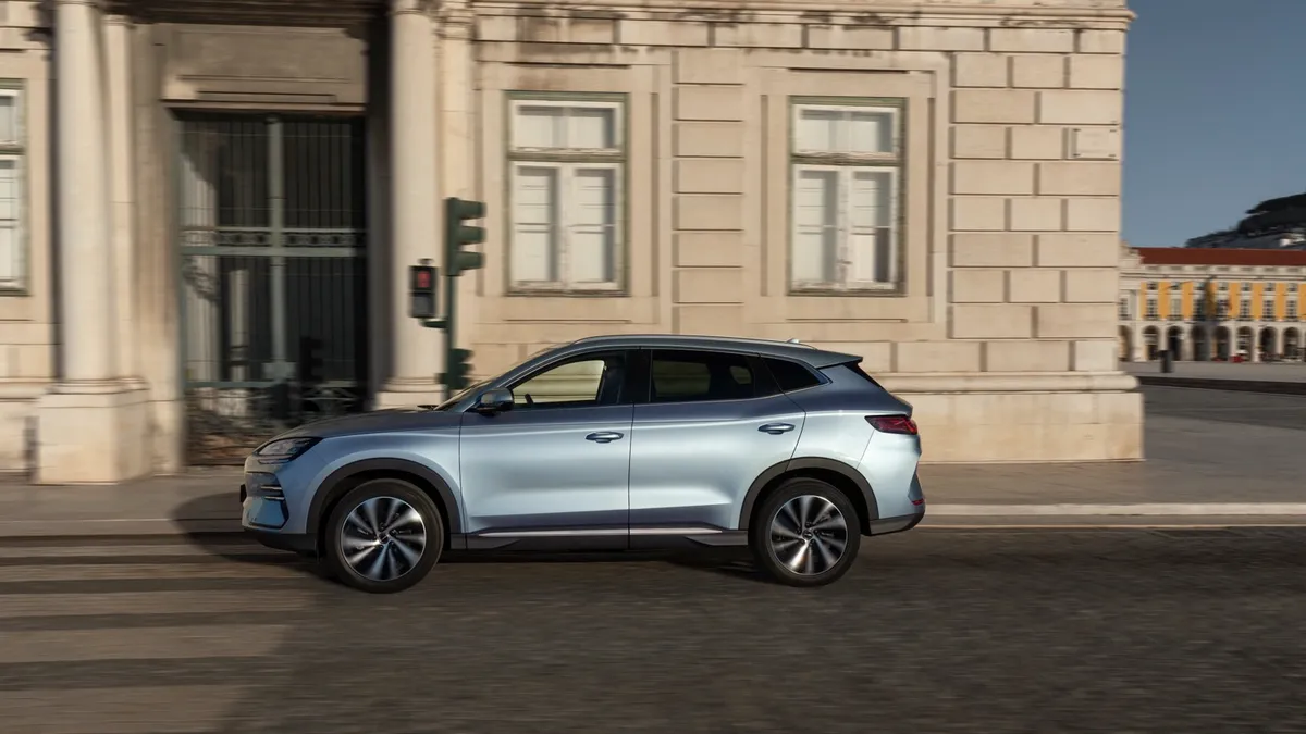 BYD BYD SEAL U 87 kWh Design — photo 5