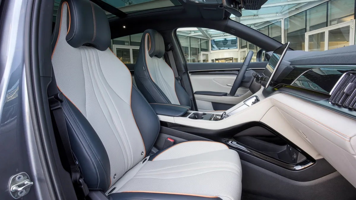 BYD BYD SEAL U 87 kWh Design — photo 9