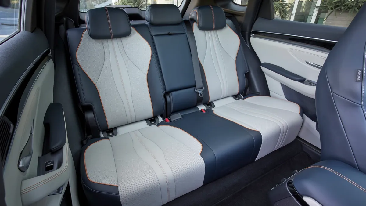 BYD BYD SEAL U 87 kWh Design — photo 10