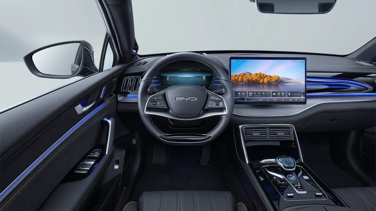 BYD BYD TANG Flagship — photo 7