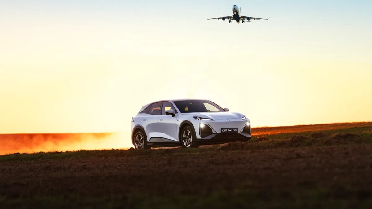 Changan Changan Deepal S07 Standard — photo 3