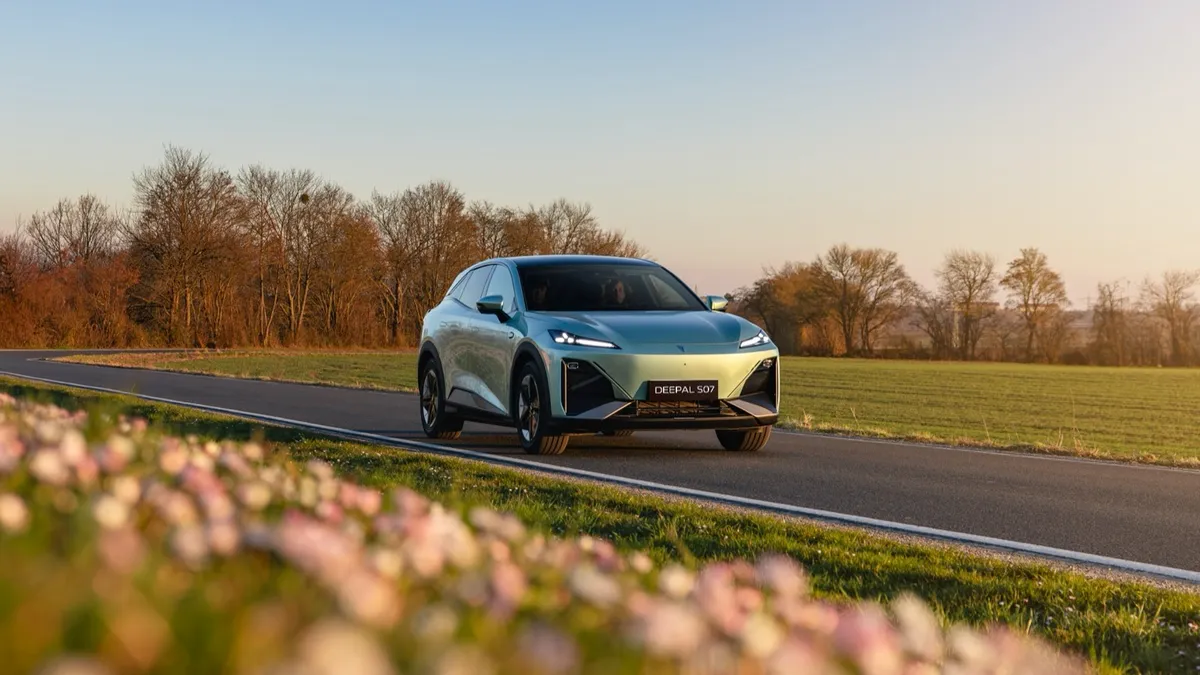 Changan Changan Deepal S07 Standard — photo 4