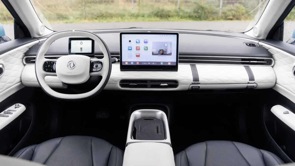 Dongfeng Dongfeng Box 42.3 kWh — photo 31