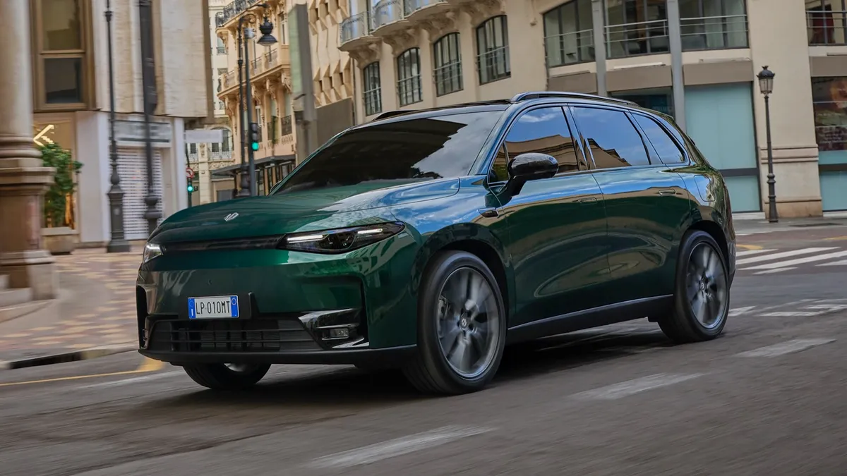 Leapmotor Leapmotor C10 AWD 81.9 kWh — photo 1