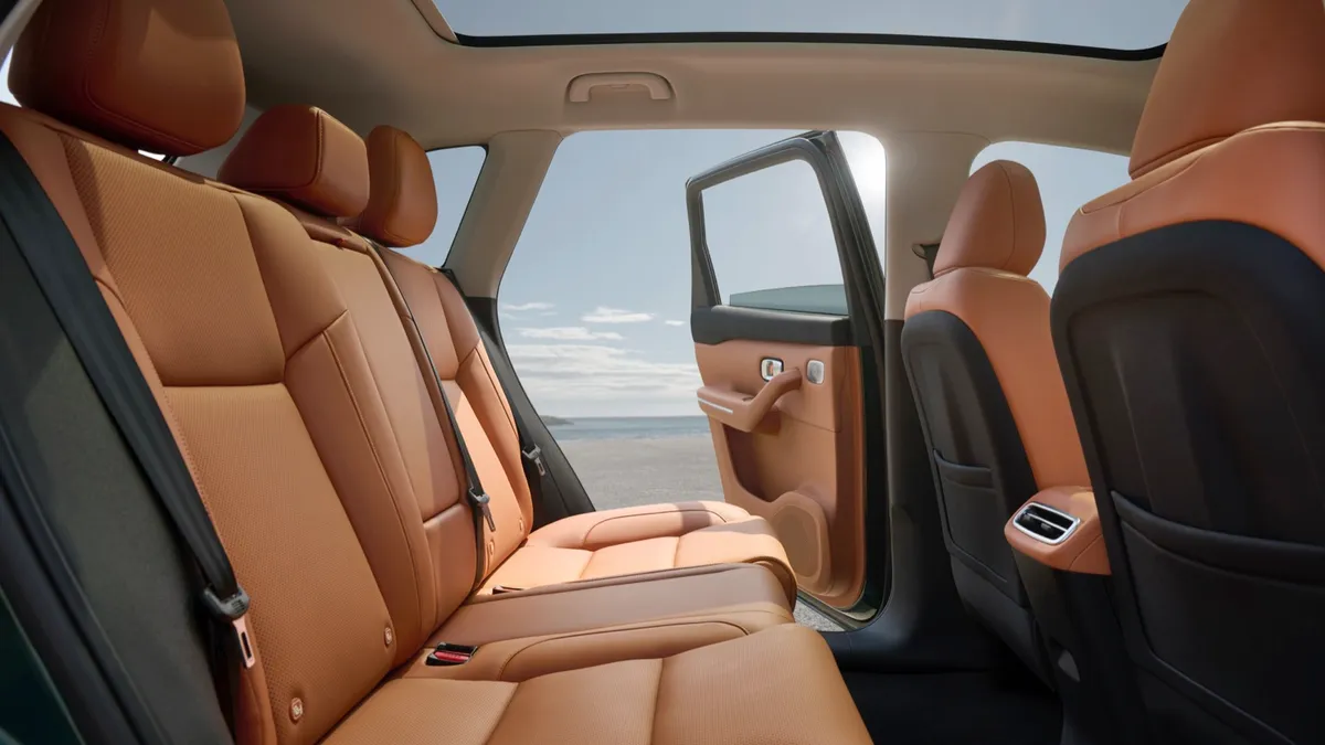 Leapmotor Leapmotor C10 AWD 81.9 kWh — photo 12