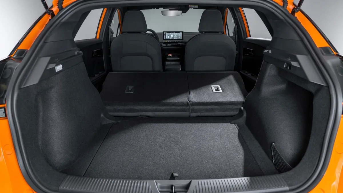 MG MG MG4 Electric 64 kWh — photo 23