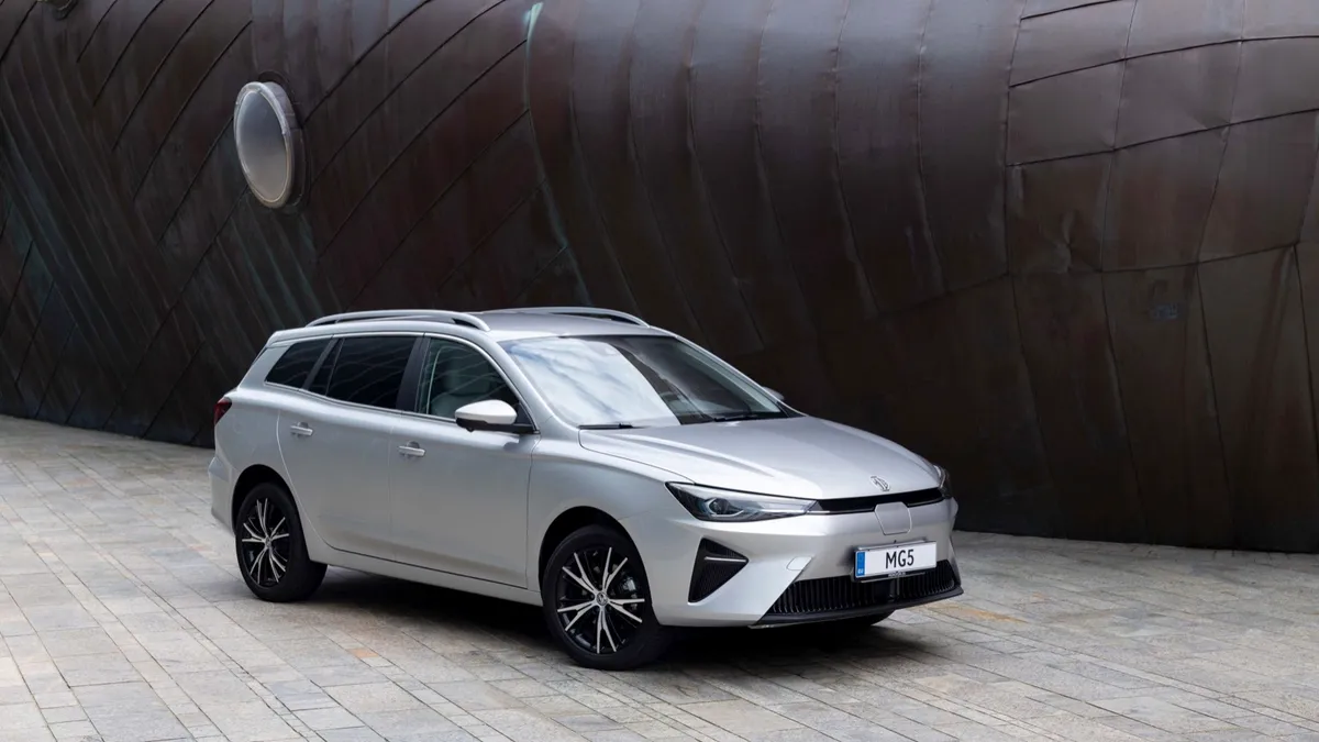 MG MG MG5 Electric Long Range — photo 17