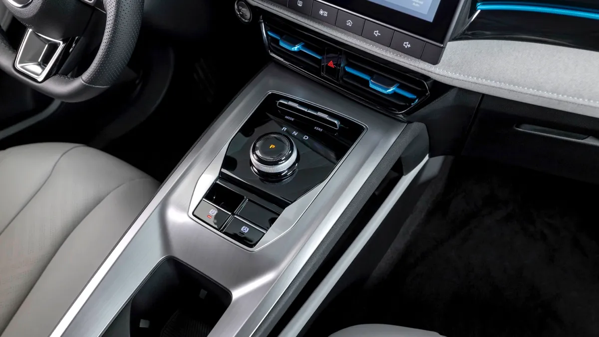 MG MG MG5 Electric Long Range — photo 25