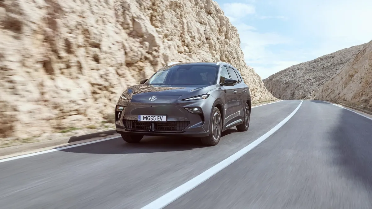MG MG MGS5 EV 64 kWh — photo 2