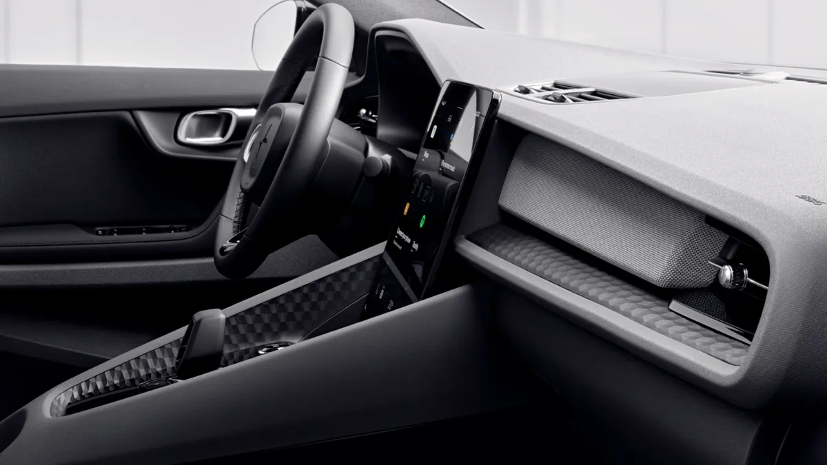 Polestar Polestar 2 Long Range Dual Motor — photo 11