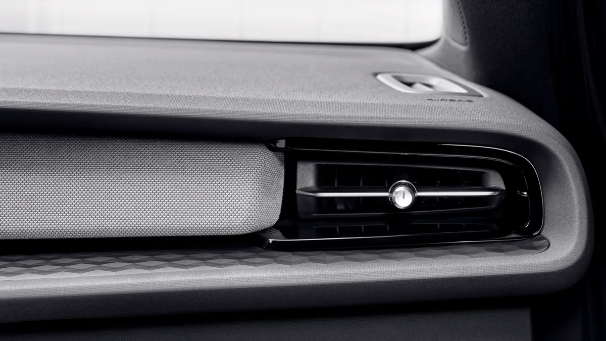Polestar Polestar 2 Long Range Dual Motor — photo 15