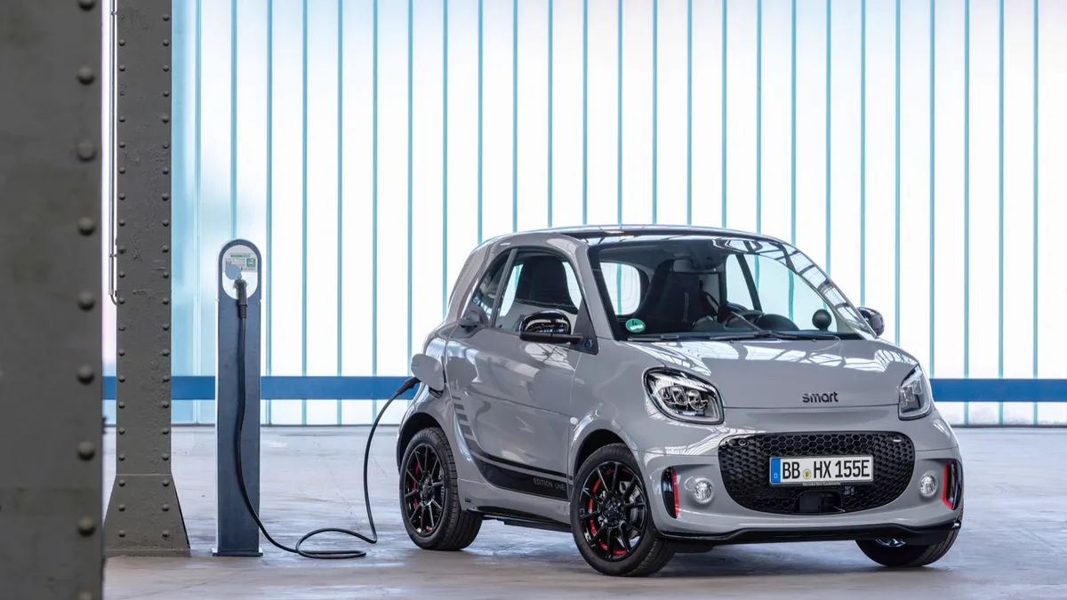 Smart Smart EQ fortwo coupe — photo 10
