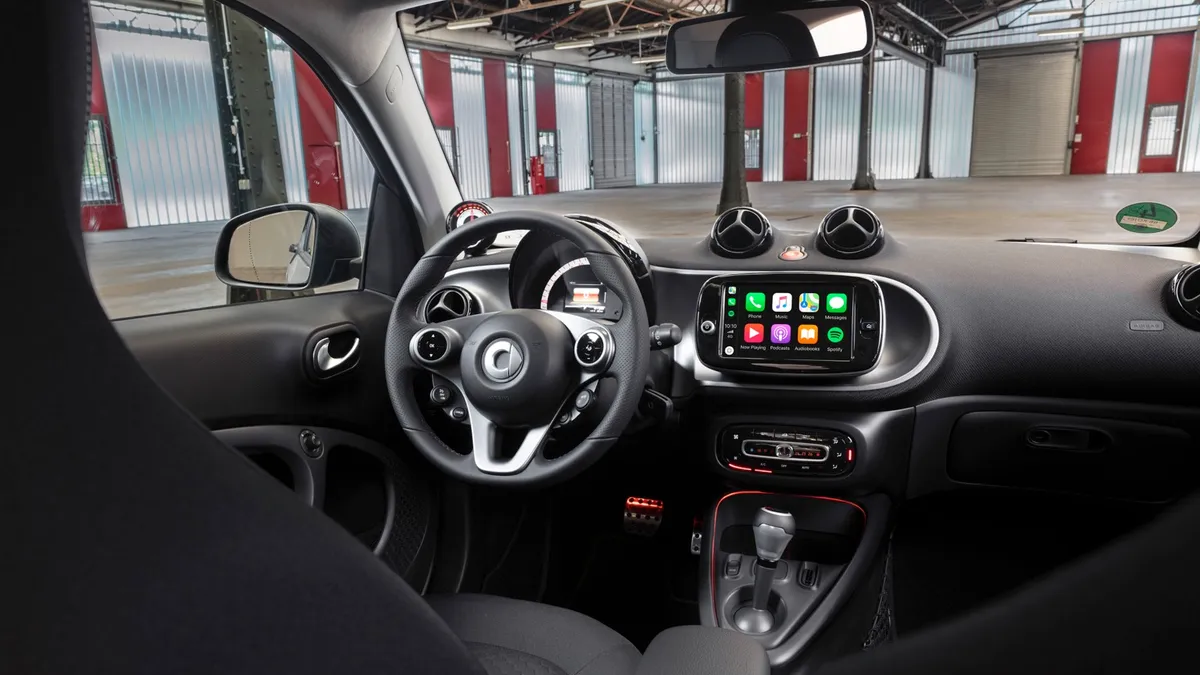 Smart Smart EQ fortwo coupe — photo 12