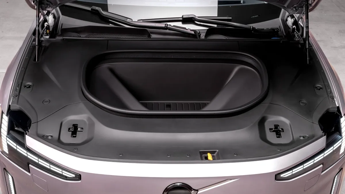 Volvo Volvo ES90 Single Motor — photo 33