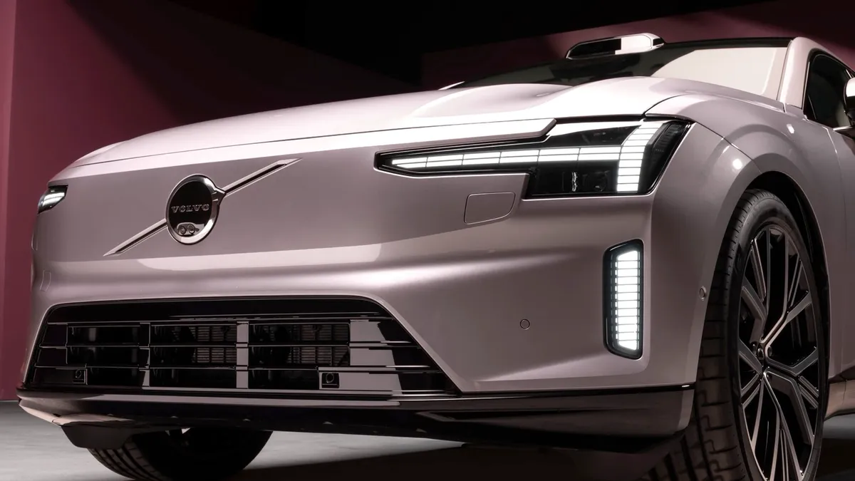 Volvo Volvo ES90 Single Motor — photo 36