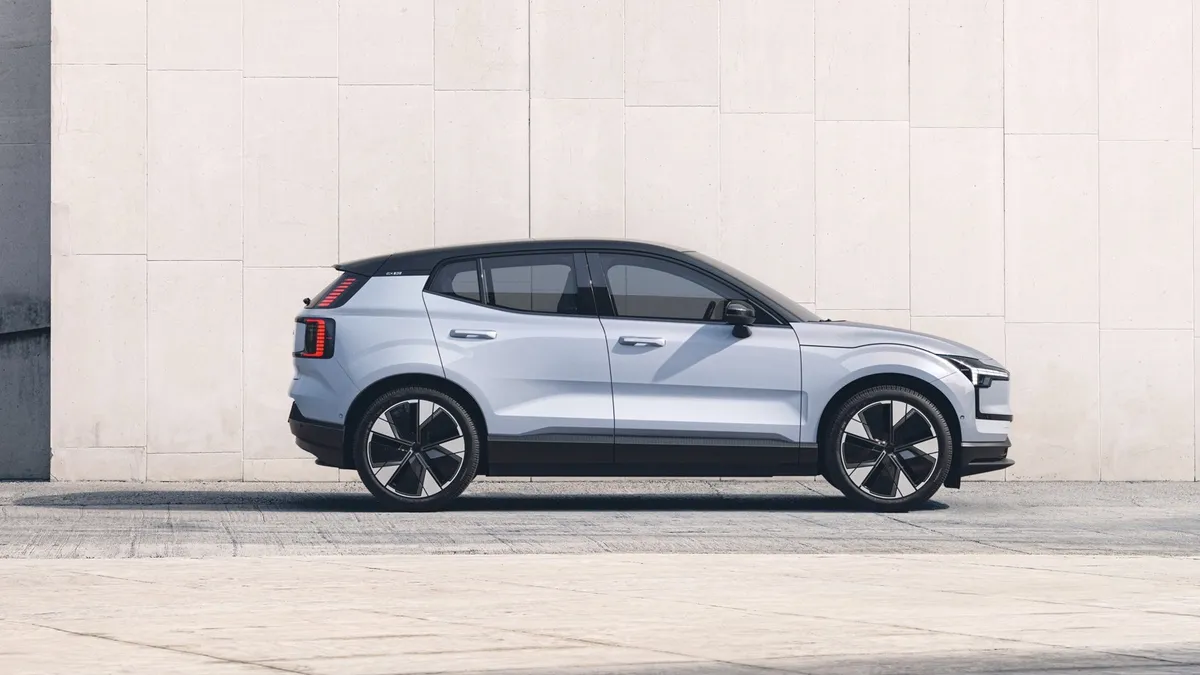 Volvo Volvo EX30 Single Motor ER — photo 4