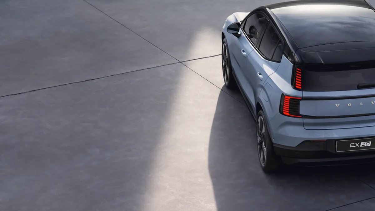 Volvo Volvo EX30 Single Motor ER — photo 32