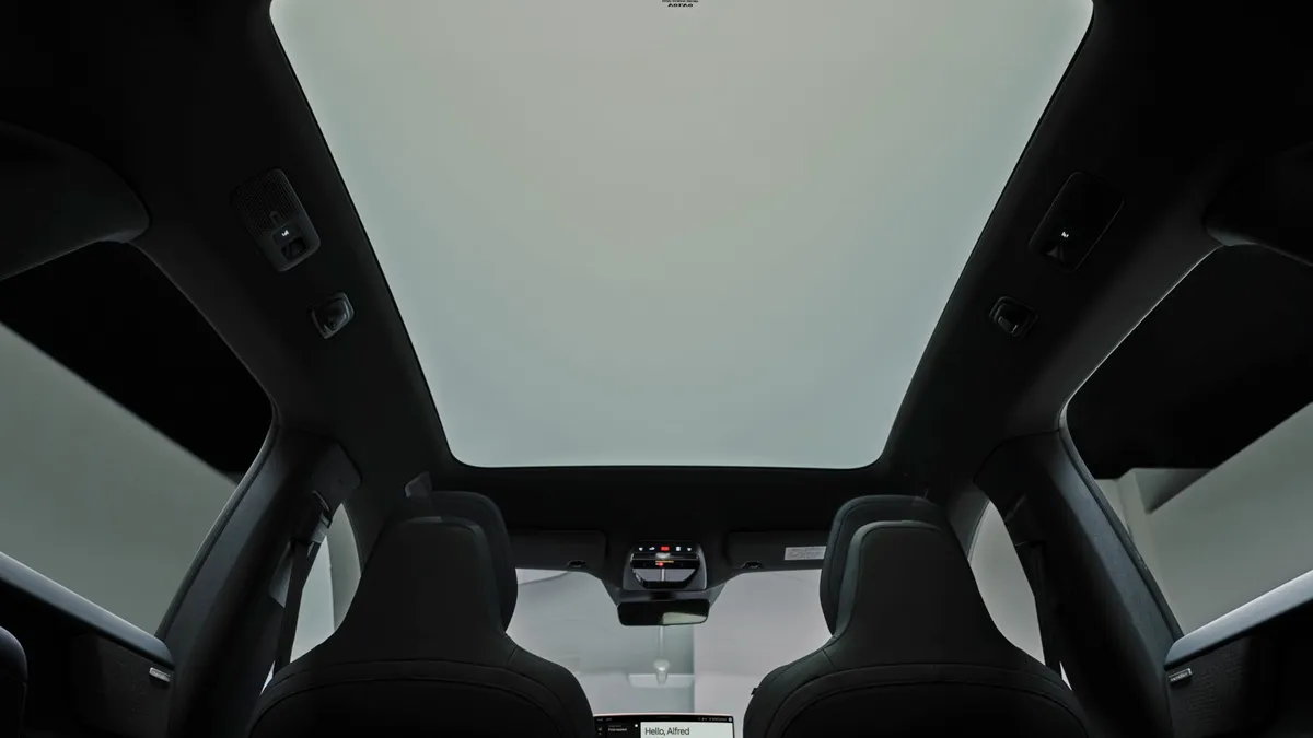 Volvo Volvo EX60 P12 AWD — photo 18