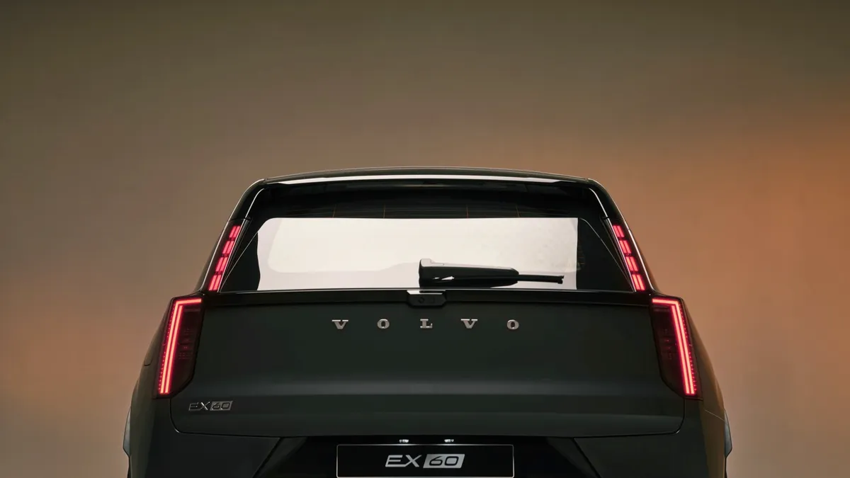 Volvo Volvo EX60 P6 — photo 24