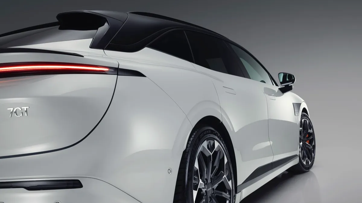 Zeekr Zeekr 7GT Long Range RWD — photo 21